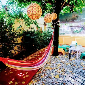 feetup-garden-house-hostel-barcelona.catalonia-hotels.com/
